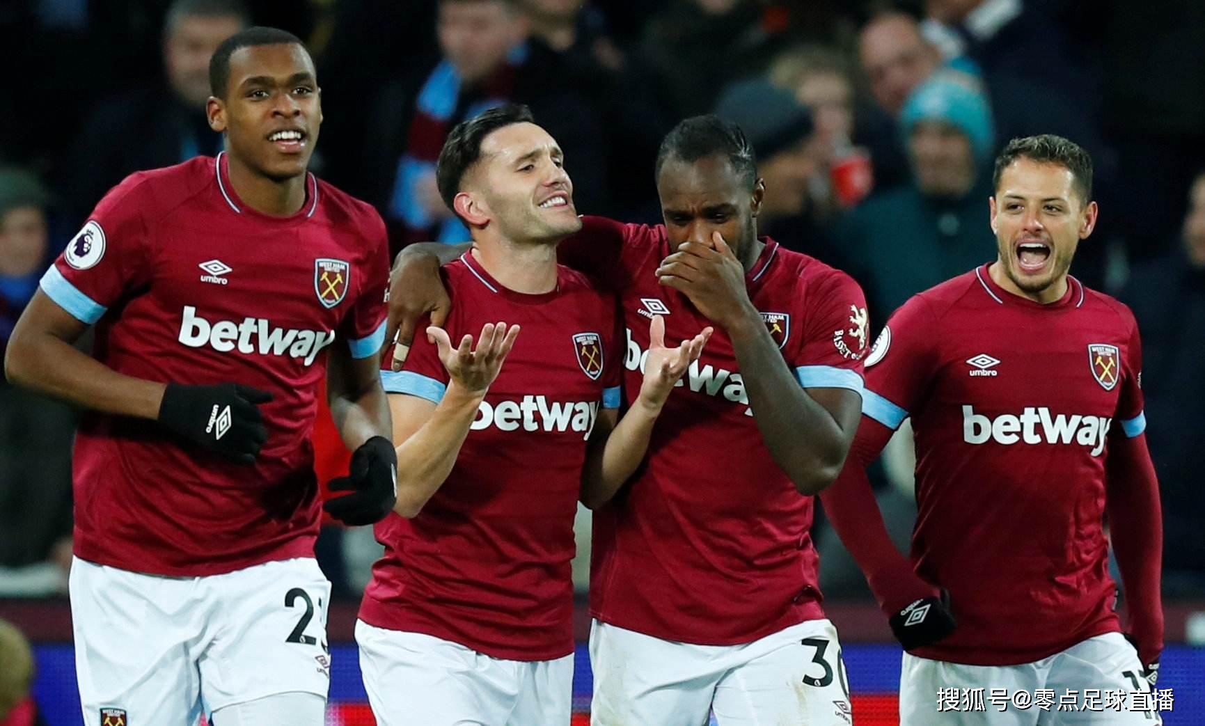 场上配合以 场上配合以